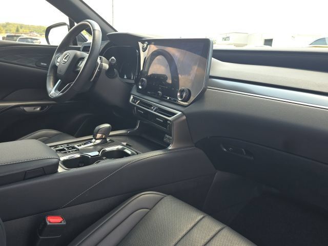 Used 2024 Lexus RX 350 F Sport w/ Convenience Package AWD/4WD image 23
