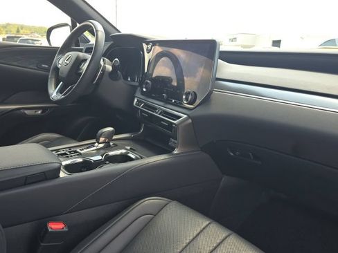 Used 2024 Lexus RX 350 F Sport w/ Convenience Package AWD/4WD image 23
