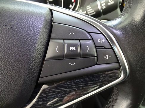 Used 2021 Cadillac XT5 Premium Luxury w/ LPO, Floor Liner Package image 8