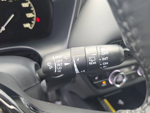 Certified 2023 Honda HR-V EX-L image 21