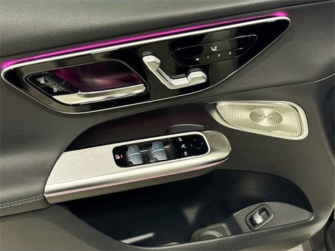 Certified 2025 Mercedes-Benz GLC 300 4MATIC image 18