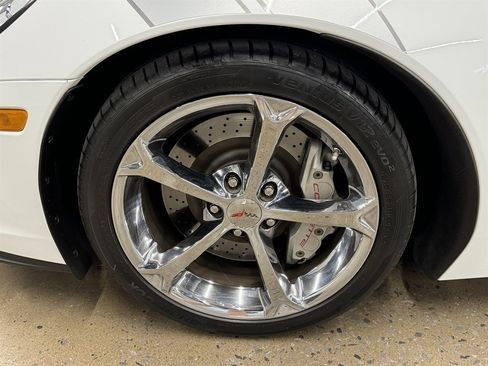 Used 2010 Chevrolet Corvette Grand Sport w/ Preferred Equipment Group RWD image 7
