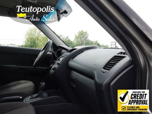 Used 2013 Kia Soul FWD image 38