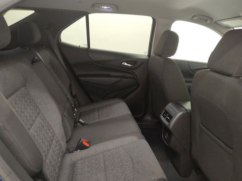 Used 2023 Chevrolet Equinox LT AWD/4WD image 19
