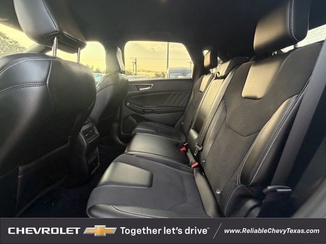 Used 2023 Ford Edge ST AWD/4WD image 32
