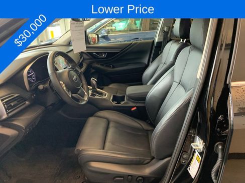 Certified 2024 Subaru Outback Limited AWD/4WD image 3