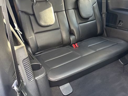 Used 2022 Ford Explorer Limited w/ Equipment Group 301A image 16