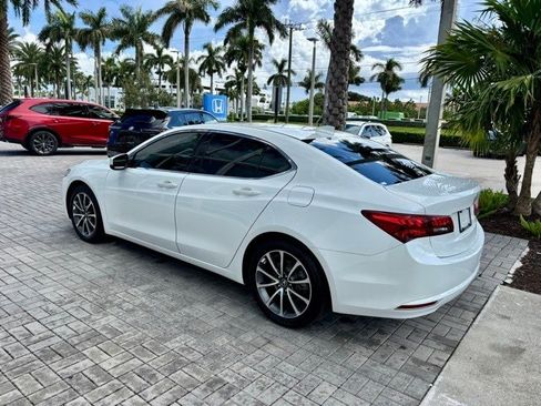 Used 2017 Acura TLX V6 w/ Technology Package image 4