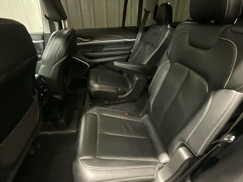 Used 2021 Jeep Grand Cherokee L Limited w/ MOPAR Finishing Package image 11