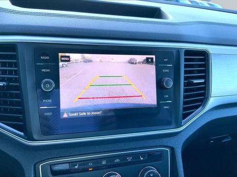 Used 2018 Volkswagen Atlas SE AWD/4WD image 29