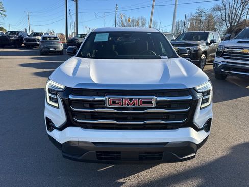 Used 2025 GMC Terrain Elevation image 8