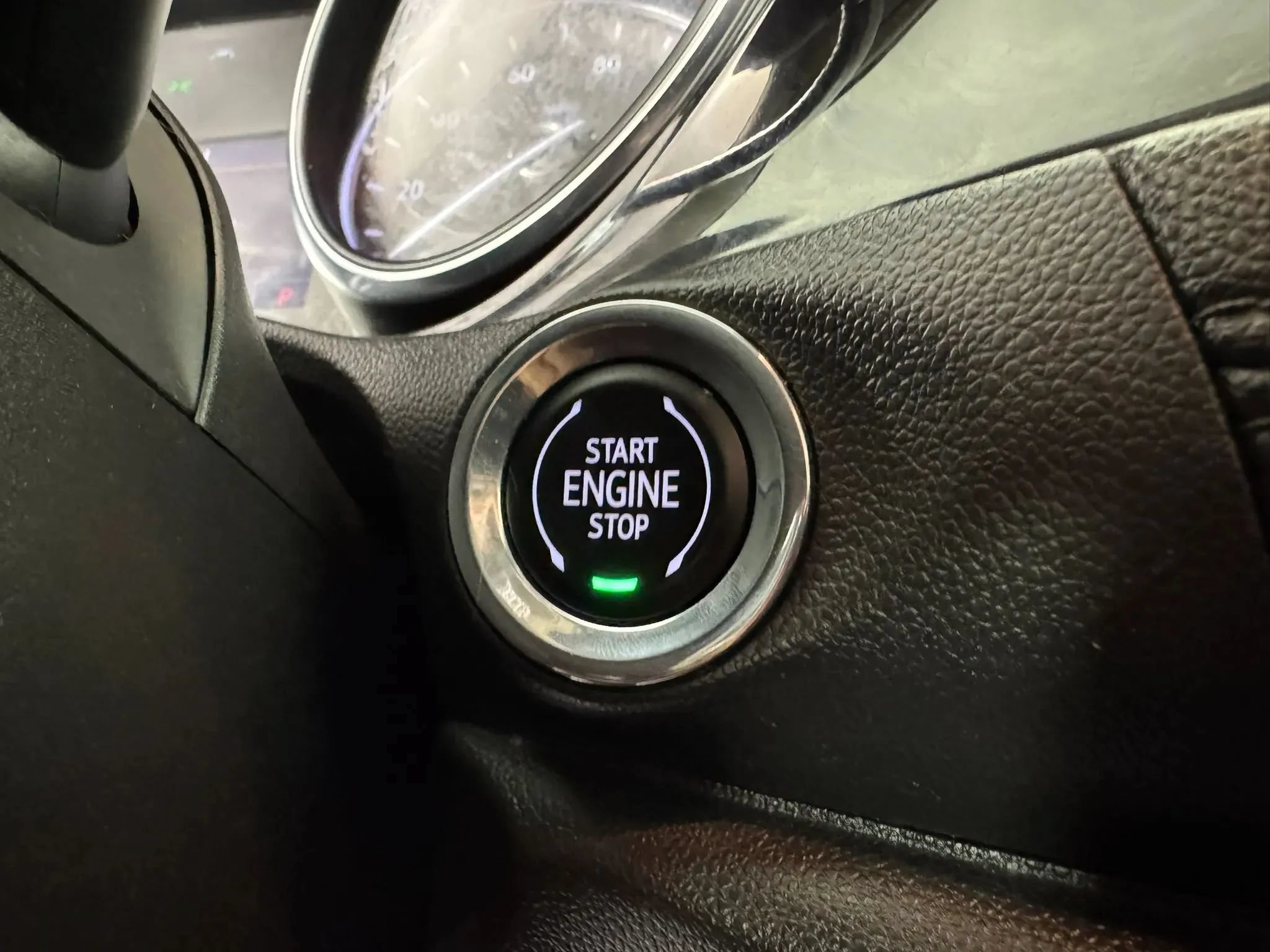 Used 2023 Buick Encore GX Preferred w/ Cold Weather Comfort Package FWD image 17