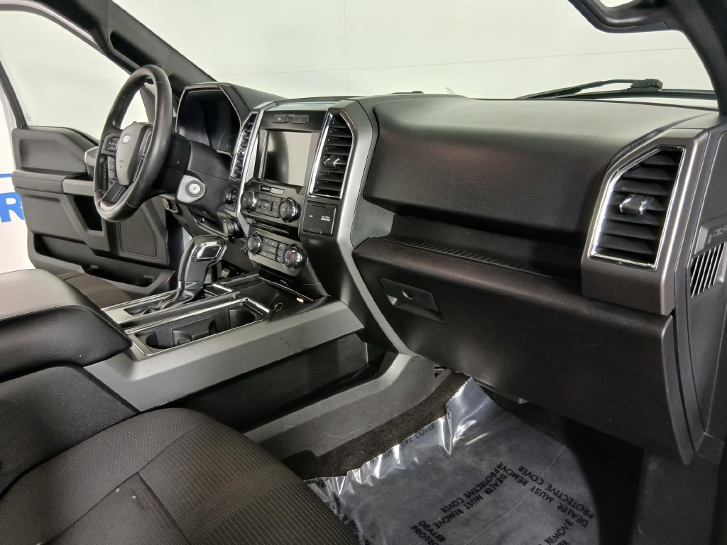 Used 2016 Ford F150 XLT w/ Equipment Group 302A Luxury AWD/4WD image 11