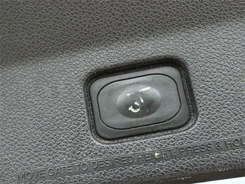 Used 2014 Ford Explorer XLT w/ Equipment Group 202A image 29