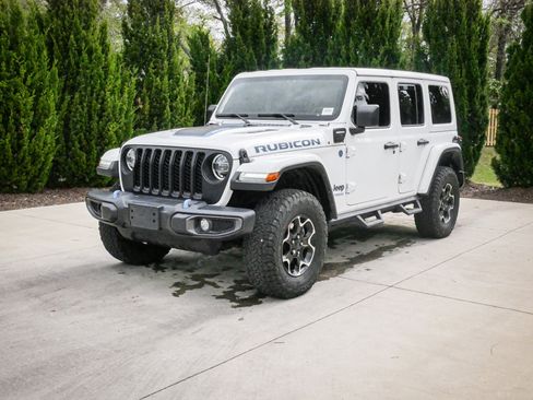 Used 2022 Jeep Wrangler Unlimited Rubicon 4xe w/ Cold Weather Group image 5