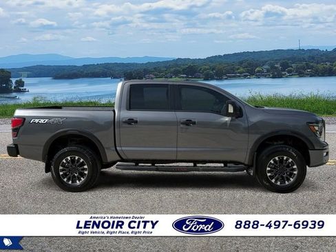 Used 2023 Nissan Titan PRO-4X w/ Pro-4x Convenience Package AWD/4WD image 2