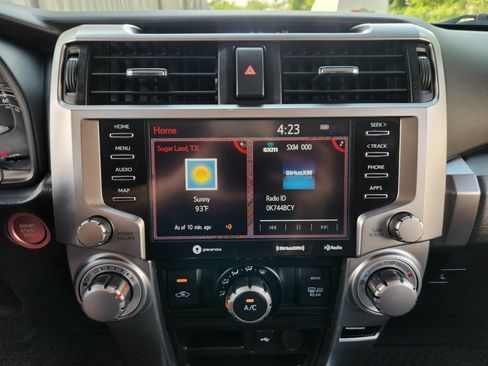 Used 2022 Toyota 4Runner SR5 Premium w/ Moonroof Package RWD image 12