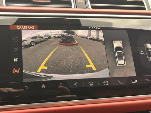 Used 2019 Land Rover Range Rover Long Wheelbase Autobiography image 17