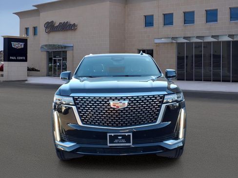 Used 2023 Cadillac Escalade Premium Luxury AWD/4WD image 2