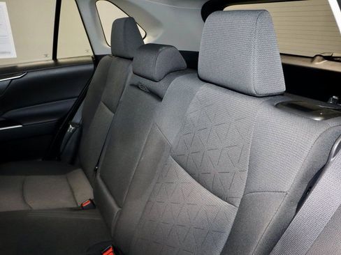 Used 2025 Toyota RAV4 XLE image 21