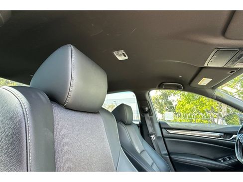 Used 2022 Honda Accord Sport image 16