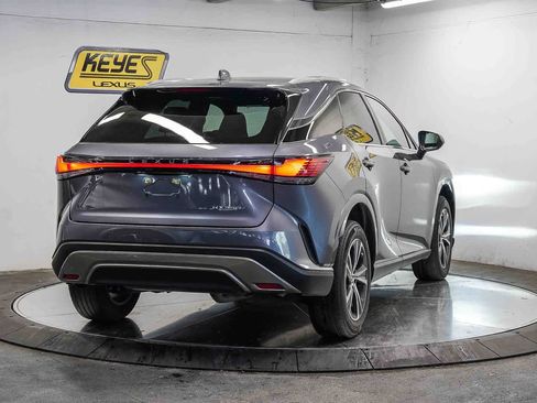 Used 2023 Lexus RX 350 Premium FWD image 4
