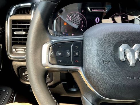 Used 2024 RAM 1500 Laramie AWD/4WD image 14