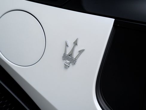 Used 2022 Maserati MC20 Coupe RWD image 46
