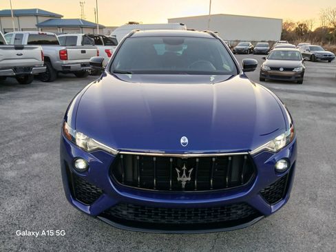 Used 2022 Maserati Levante GT AWD/4WD image 3