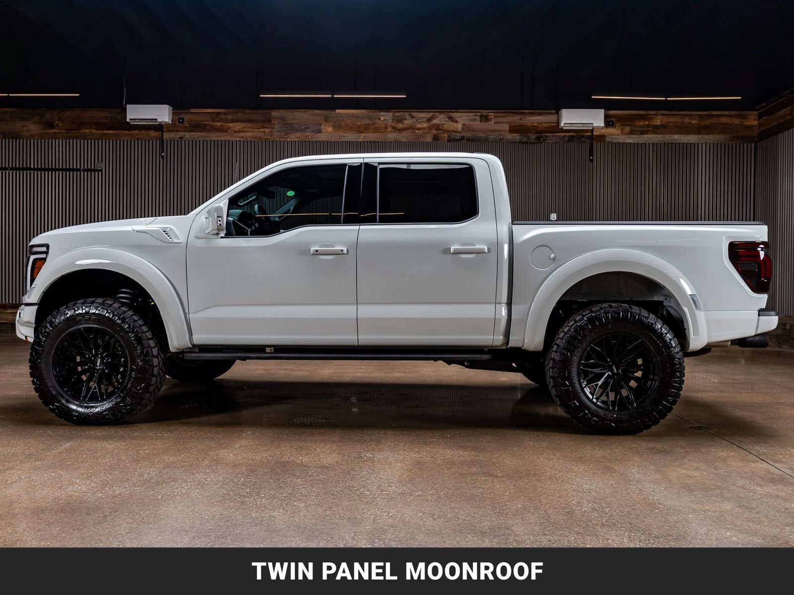 Used 2026 Ford F150 Raptor w/ Equipment Group 803A Raptor R AWD/4WD image 6