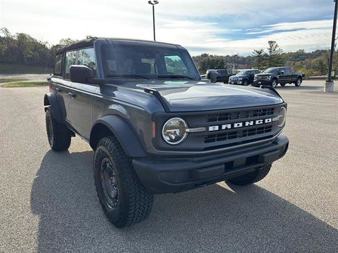 New 2025 Ford Bronco 4-Door w/ Sasquatch Package image 6
