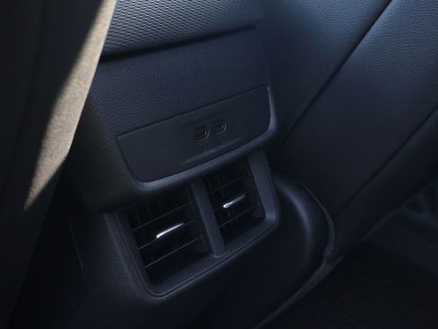 New 2026 Chevrolet Equinox LT w/ Convenience Package II image 39