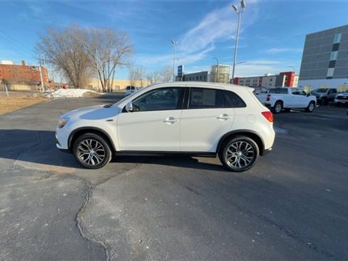Used 2016 Mitsubishi Outlander Sport ES image 5