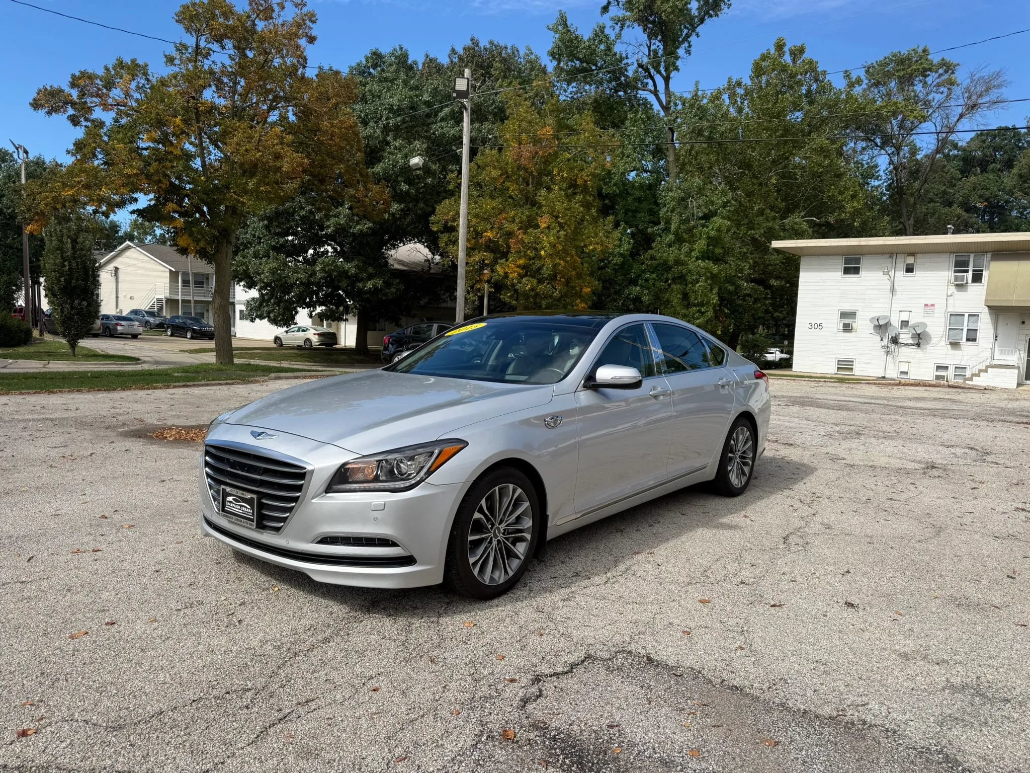Used 2015 Hyundai Genesis 3.8 w/ Option Group 03 AWD/4WD image 3