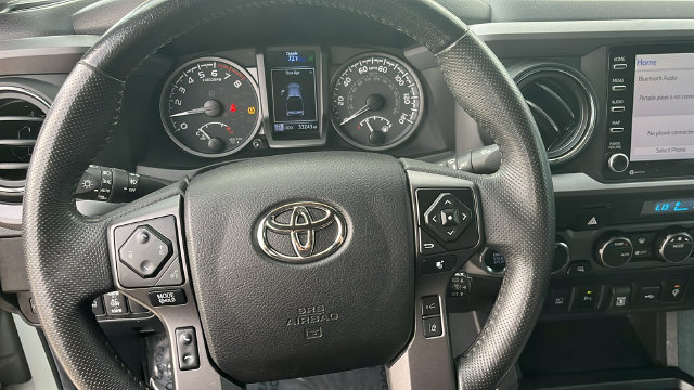 Used 2022 Toyota Tacoma TRD Sport w/ Technology Package AWD/4WD image 7