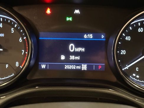 Used 2020 Buick Encore GX Preferred w/ Cold Weather Comfort Package image 13