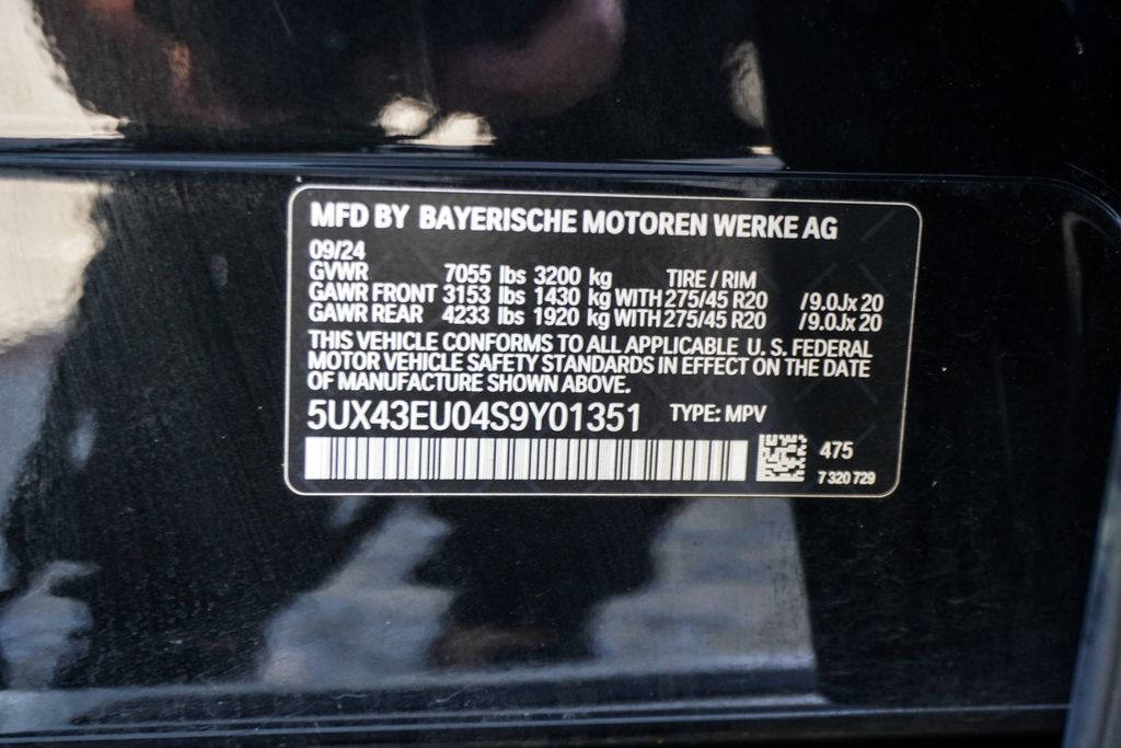 Used 2025 BMW X5 xDrive50e AWD/4WD image 43