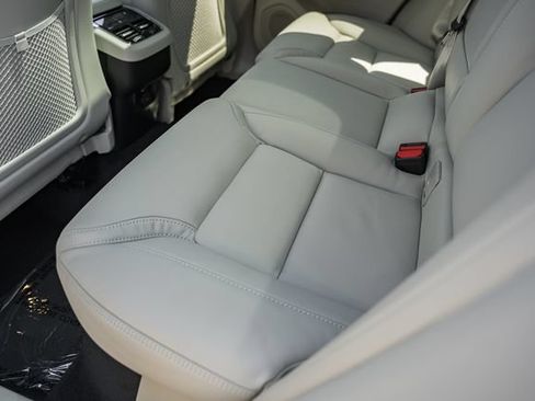 New 2027 Volvo XC60 B5 Ultra AWD/4WD image 33