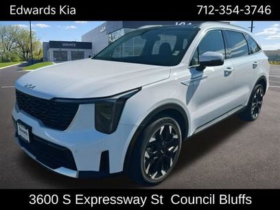 New 2025 Kia Sorento S w/ Panoramic Sunroof Package