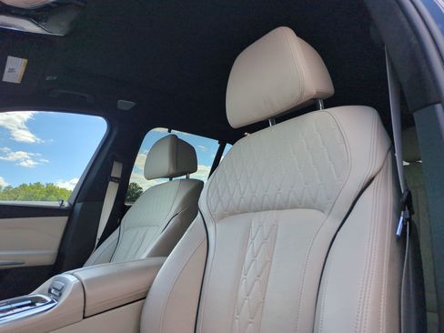 Used 2022 BMW X5 M50i w/ Executive Package AWD/4WD image 16