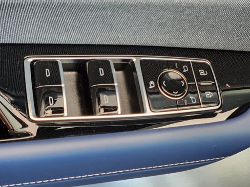 New 2026 Cadillac Vistiq Premium Luxury w/ LPO, Floor Liner Package image 20