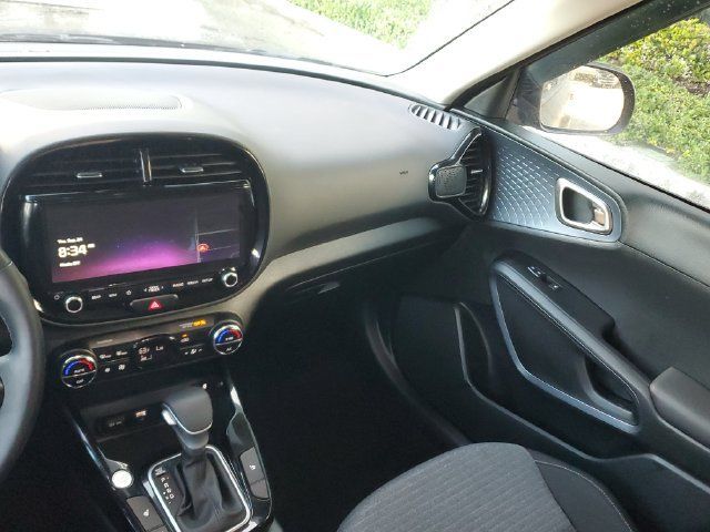 Used 2023 Kia Soul EX FWD image 15
