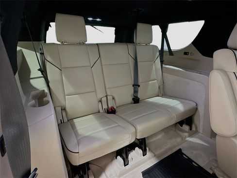Used 2021 Cadillac Escalade ESV Premium Luxury image 28