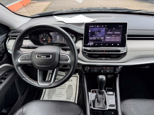 Used 2022 Jeep Compass Limited AWD/4WD image 17