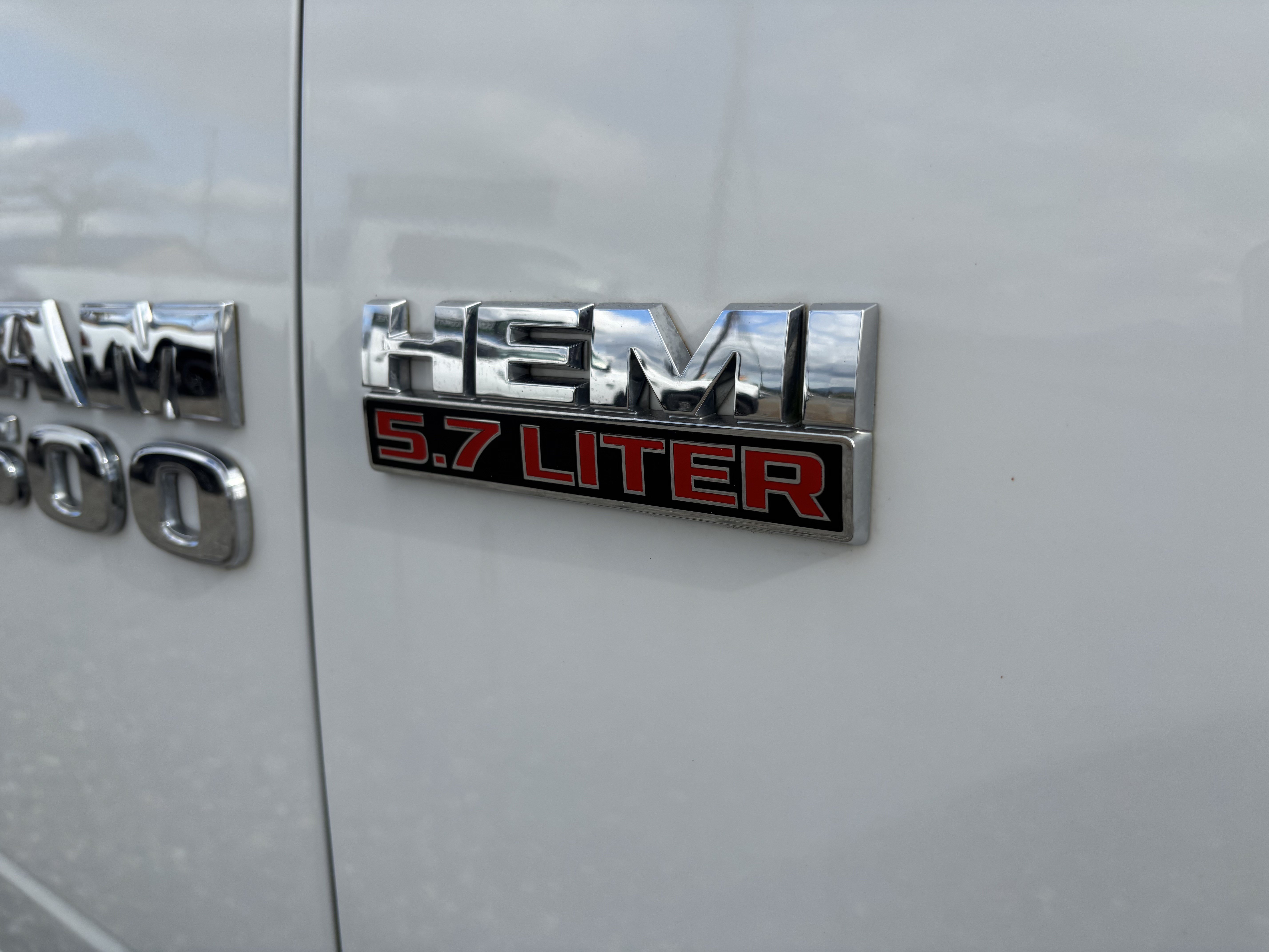 Used 2015 RAM 1500 Sport w/ Remote Start & Security Group AWD/4WD image 11