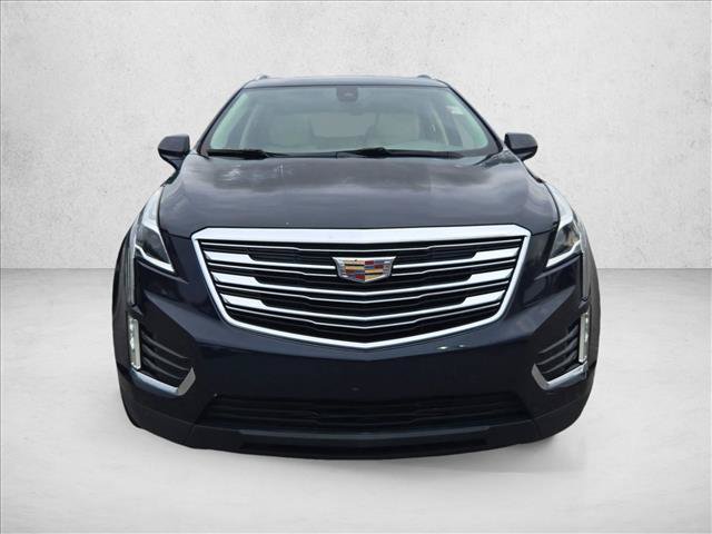 Used 2017 Cadillac XT5 Premium Luxury FWD image 2