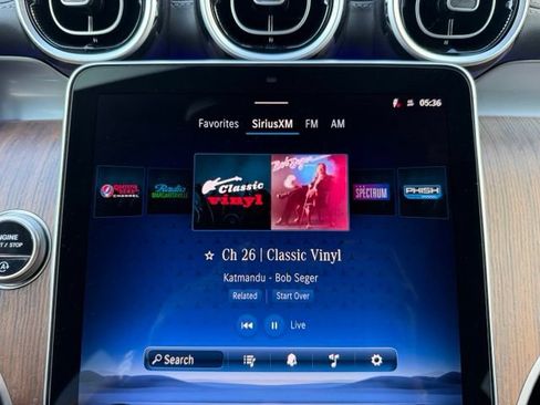 Used 2026 Mercedes-Benz GLC 300 4MATIC image 21