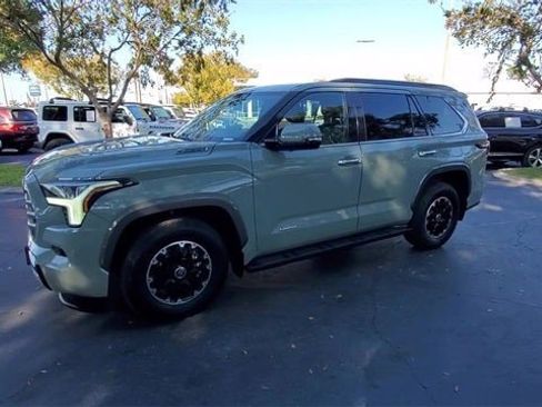 Used 2023 Toyota Sequoia Limited image 37