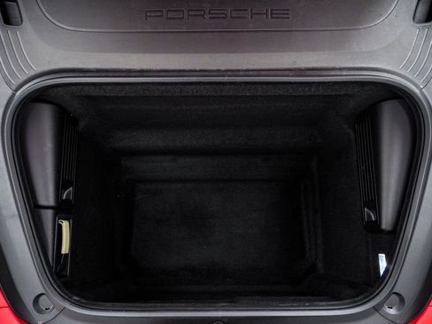Used 2024 Porsche 718 Cayman RWD image 30