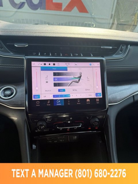Used 2022 Jeep Grand Cherokee L Limited AWD/4WD image 24